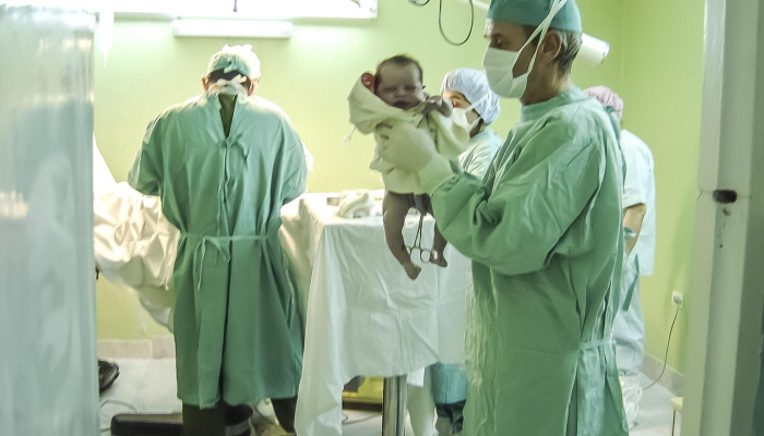 长安学校疫情最新：从疫情防控到学生心理健康保护