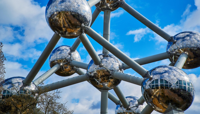 日本疫情最新动态：武汉的故事与启示