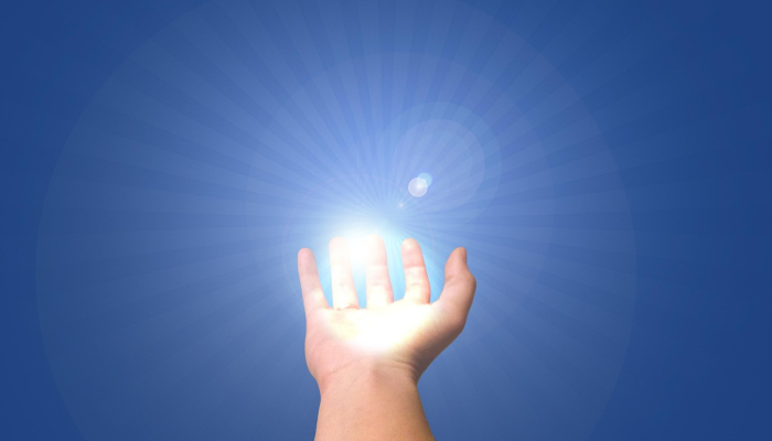 奥密克戎最新疫情海报：健康守护，未来之路