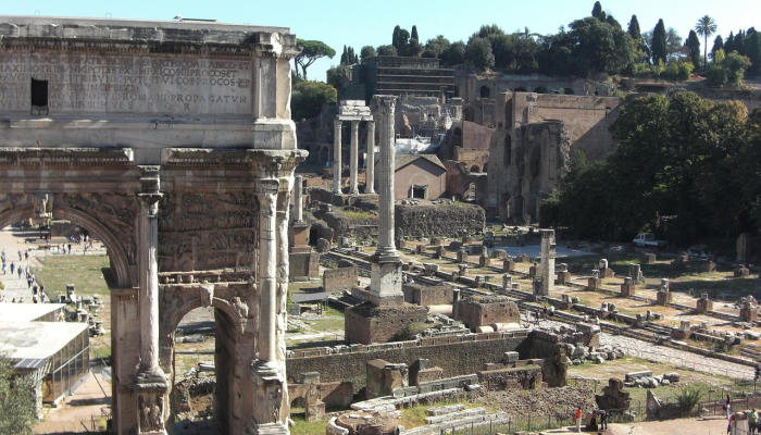 罗马广场疫情最新情况：探秘历史与现代的交汇